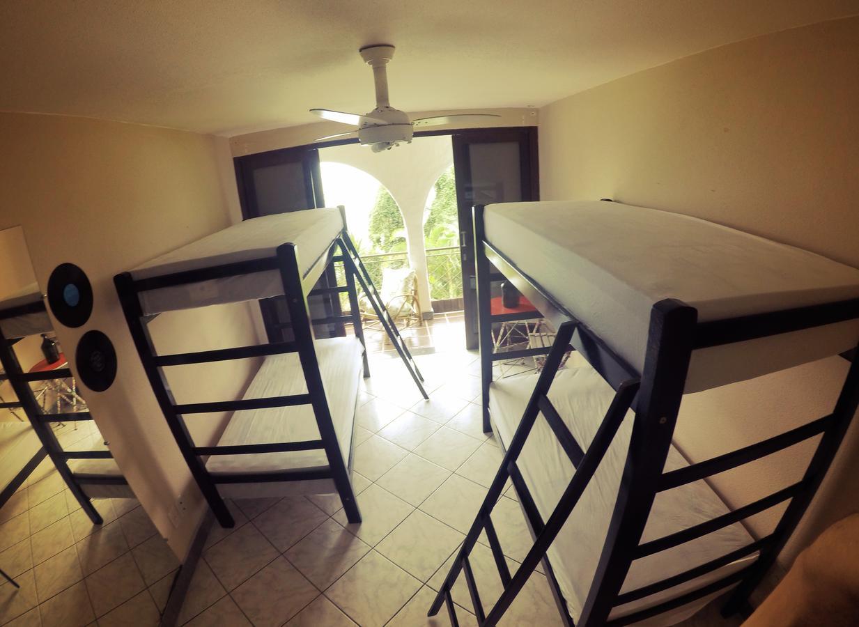 Hostel House 84 Itajai Exterior photo